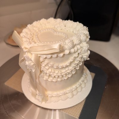 4” Heart Cakes
