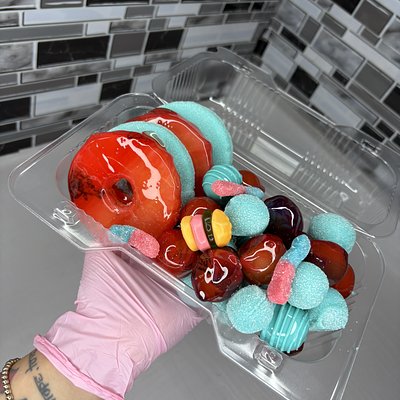 Medium 2 Fruits Combo 🍍🍇