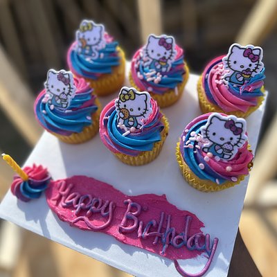 6ct Theme Kiddie Cupcakes