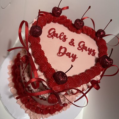 8” Heart Cake - 3 Layers