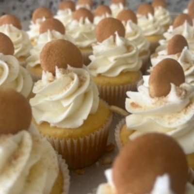 Banana Pudding Cupcakes (Jumbo)