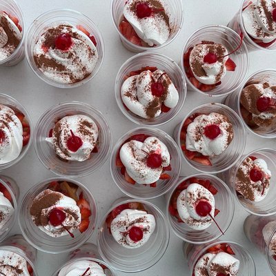 Tres Leche Cake / Cups