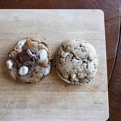 Cookies and Cream Cookie