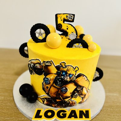 Custom Cakes (3 Layer)