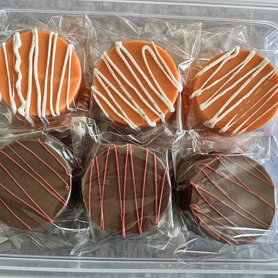 Gluten Free Cake Pucks