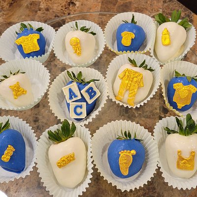 Baby Shower Chocolate Covered Strawberries w/Toppers