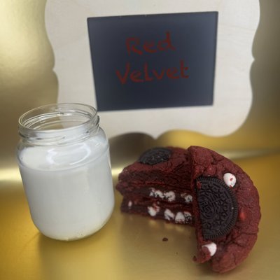 Red Velvet Oreo