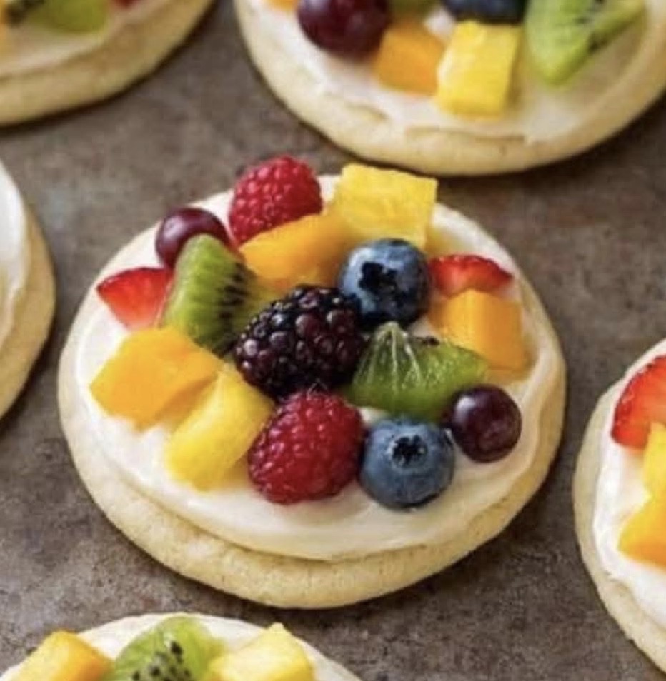 Sugar Cookie Fruit Pizza