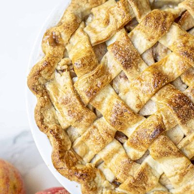 Classic apple pie
