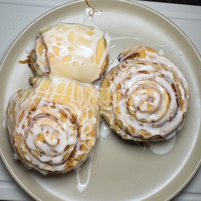 Cinnamon Rolls 