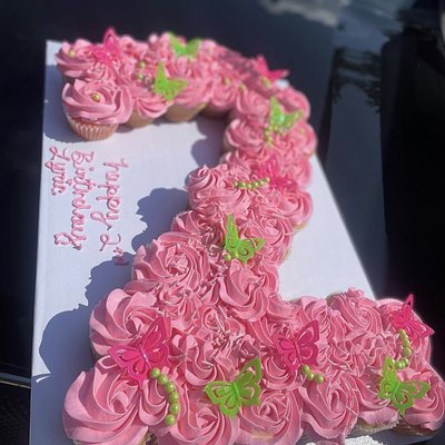Cupcake Cake 