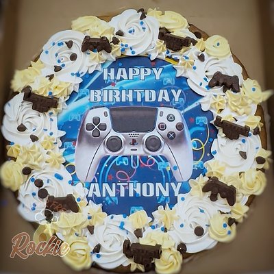 KETO  CHOCOLATE CHIP COOKIE PIZZA CAKE