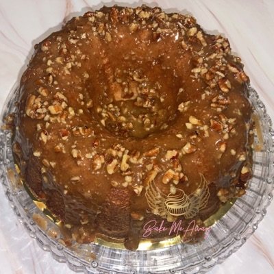 Caramel Pecan Pound Cake 