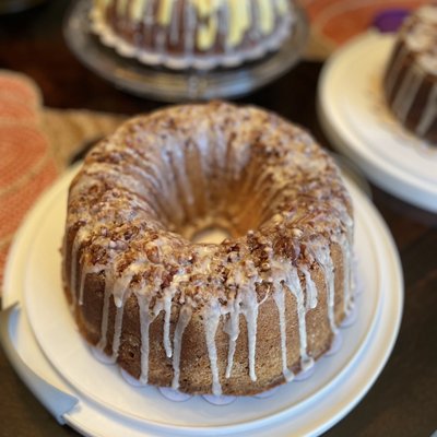 Large Gourmet Bundts