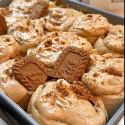 Biscoff Cinnamon Rolls