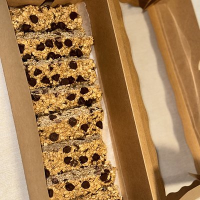 Chocolate Chip Granola Bars