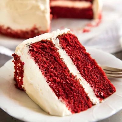 Red Velvet Cake 12-14 Servings 