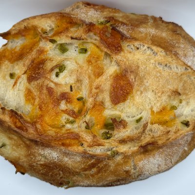 🌶 Jalapeño Cheddar Artisan Sourdough