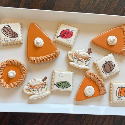 Thanksgiving Traditional cookie Set 2”-4” by The Dozen