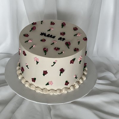 Dainty Flower Cake 