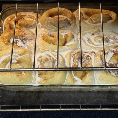 Cinnamon Rolls 