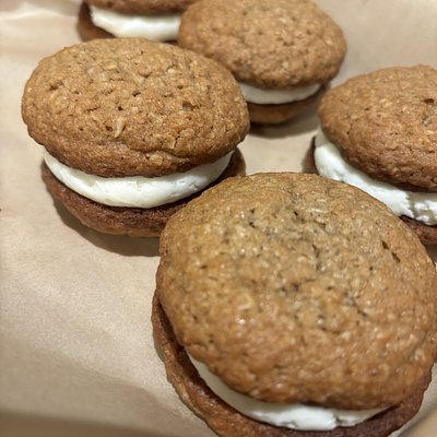 Oatmeal Cream Pies - 2 Pack