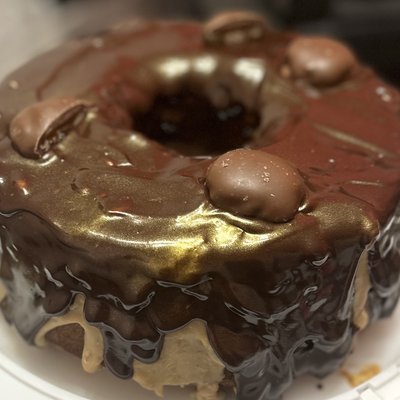 Turtle Pound Cake