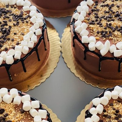 ROCKY ROAD CAKE 🍫🛣️