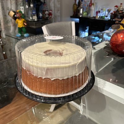 Mile high  pound cake
