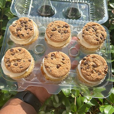 Chip's Ahoy Cupcakes 