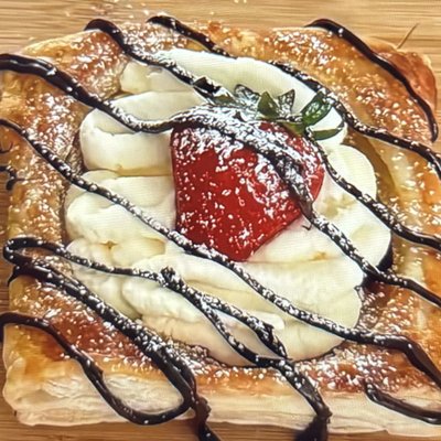 Strawberry Cream Pastry 4ct (inspo Picture) 