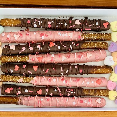 Dipped Pretzels 
