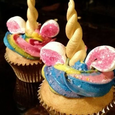 Cupcake Decorating