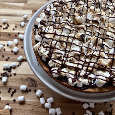 S’mores Cookie Cake