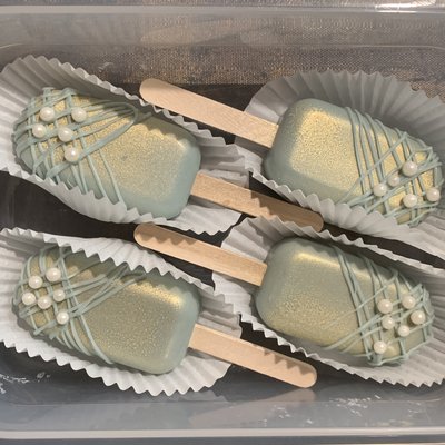 Cakesicles