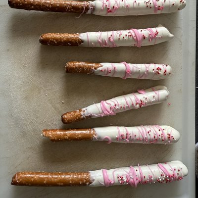 Chocolate Covered Pretzels 