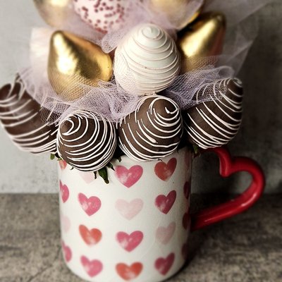 Valentine Gifts Basket