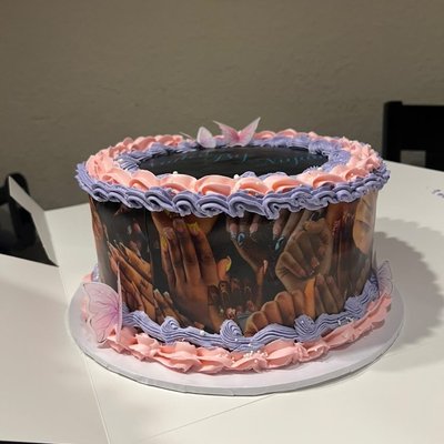 Picture On Cake 