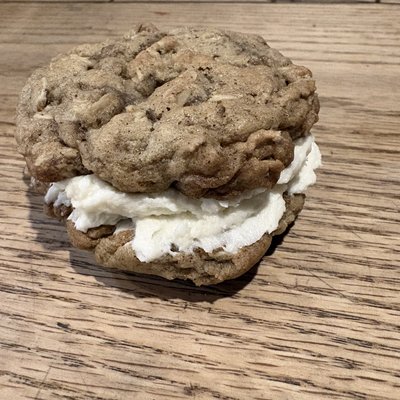 Oat Meal Cream Pies 