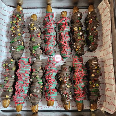 Mini Caramel Wrapped Pretzels 