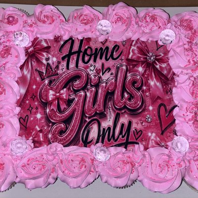 Pull apart Cake(Cupcakes 36ct) With Edible image 