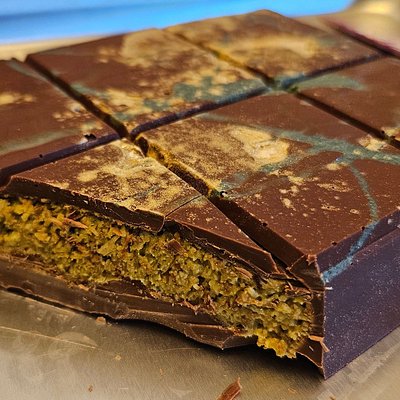 BIG BOY Chocolate Pistachio Kataifi Bar