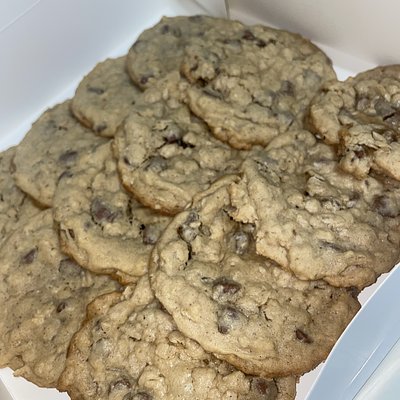 Oatmeal Chocolate Chip Cookies