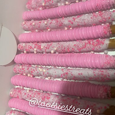 Dipped pretzels 