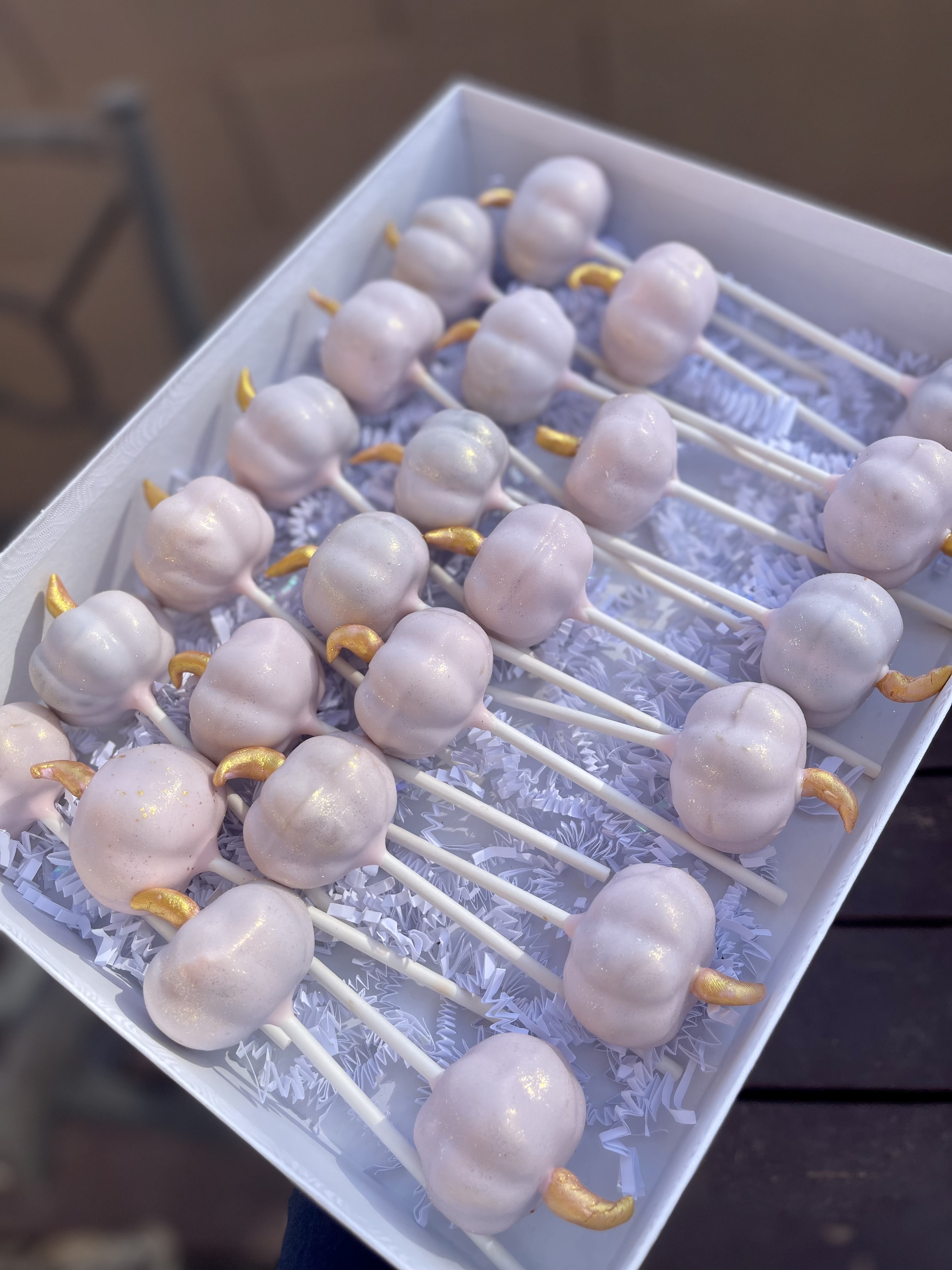 Shaped Cake Pops