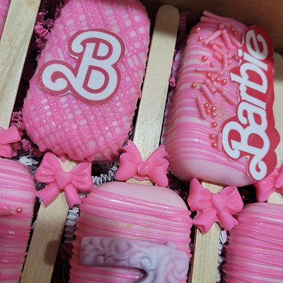 Cakesicles