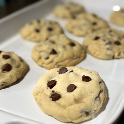 Chocolate Chip Cookies - 12 count 
