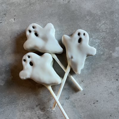 Halloween Ghost Cake Pop 