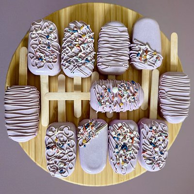Cakesicles