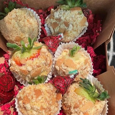 Half Dozen Banana Cream White Chocolate With Nilla Wafer Crust